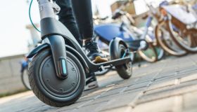 Monopattini elettrici, targa e assicurazione dal 16 maggio