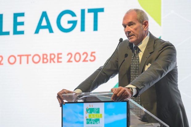 AGENTI GROUPAMA ITALIA E LE RICHIESTE ALLA MANDANTE: DOPO IL CONGRESSO DI NAPOLI QUALCOSA SI MUOVE… AGENTI GROUPAMA ITALIA E LE RICHIESTE ALLA MANDANTE: DOPO IL CONGRESSO DI NAPOLI QUALCOSA SI MUOVE…